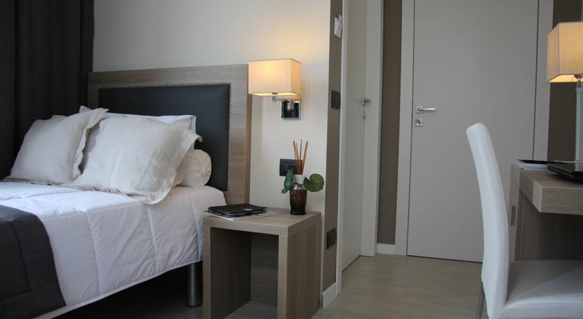 Hotel Zara Milano חדר תמונה