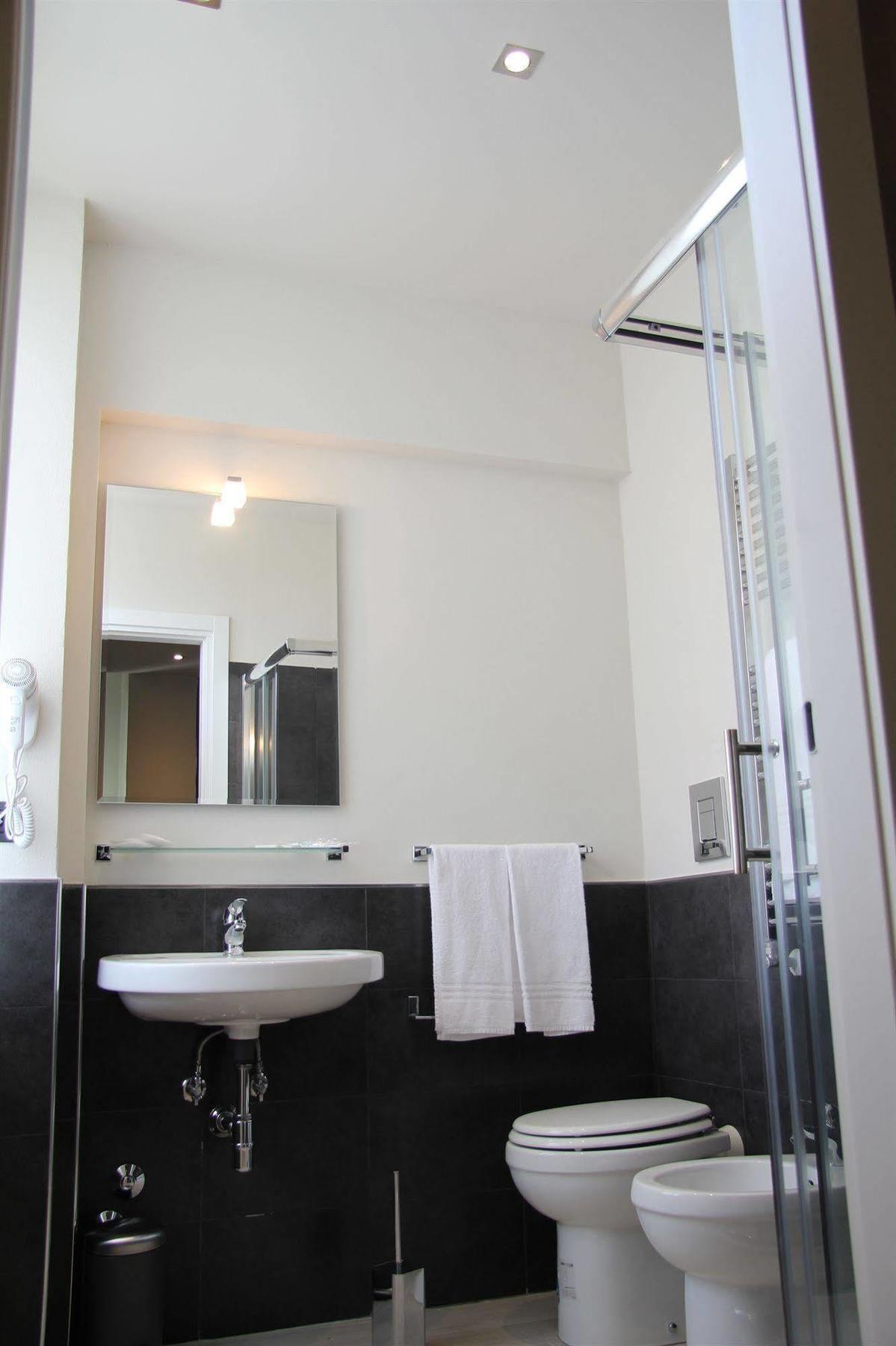 Hotel Zara Milano מראה חיצוני תמונה